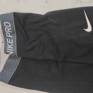 Nike pro bikers shorts size Mediam
